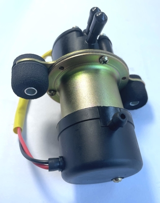 Partes de camiões Bomba de combustível elétrica 15100-77300 UC-V6B